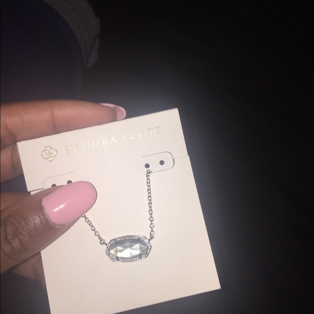 Kendra Scott Necklace